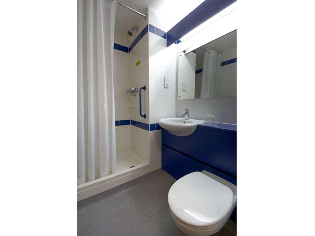 Travelodge Stoney Cross Lyndhurst Room photo